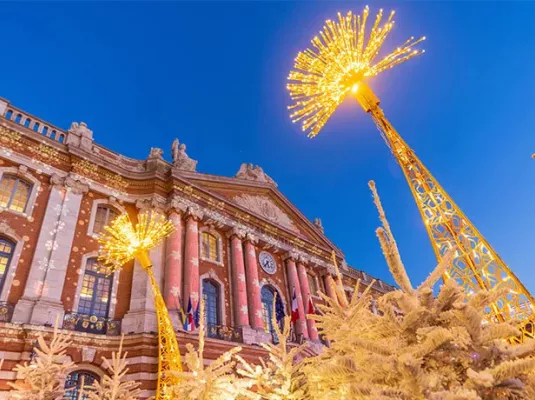 Passage de la calèche de Noël à Amouroux