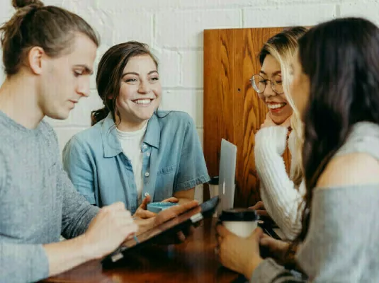 moment convivial - échanges et discussion"