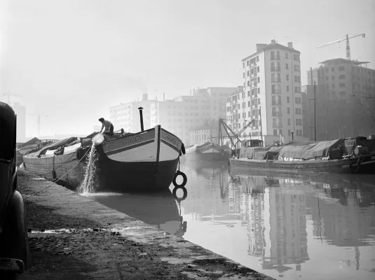 L'âge d'or des mariniers du Canal à Toulouse © Claude Sarrieu. Maire de Toulouse, Archives Municipales, 90Fi_nc.