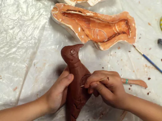 La fabrique des Playmobil d'argile