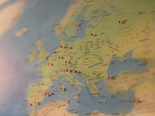 [SCROLL !] Tournoi intermédiathèques sur Worldguessr ! © dr