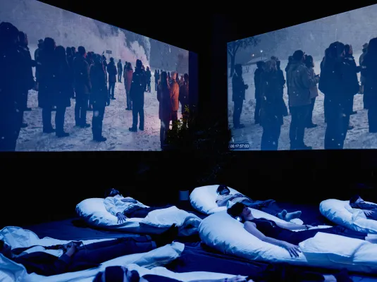 Coulisse d'une création : Sleep for Earth © Crédit :  Alban Van Wassehove