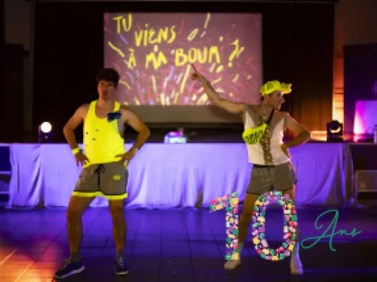 "TU VIENS À MA BOUM ?"