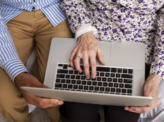 ATELIERS INFORMATIQUES SÉNIORS