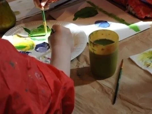 Atelier Parents - enfants (dès 3 ans)  - Dans les nuages (pastels) © mairie de Toulouse