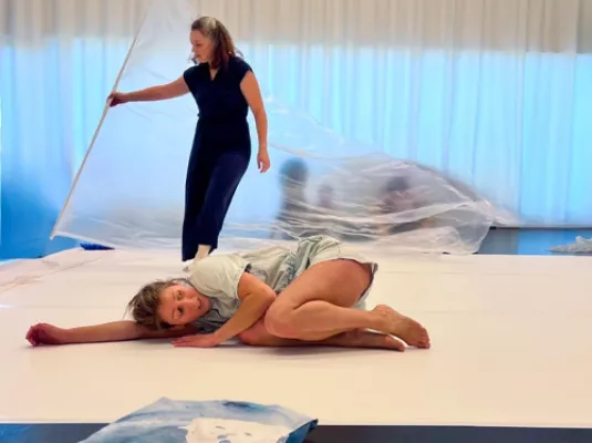 La Toute Petite Vague © Lionel Pesqué et Noëlle Camus