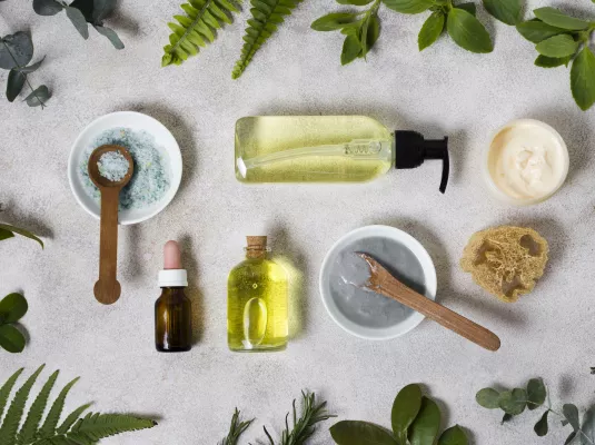 Création de cosmétiques zéro déchet © freepik