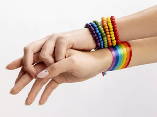 "BRACELETS RAINBOW LOOM"