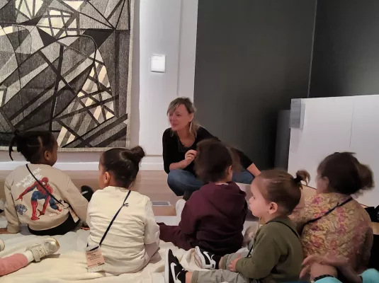 En Famille: "Petits moments précieux : L'Expo ! "