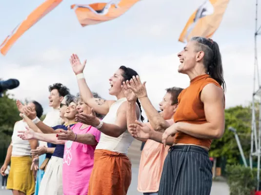 Parmi les vaches © Marta Cardellac