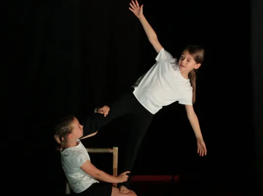 Stage de cirque 7-12 ans avec Ça Cirkule