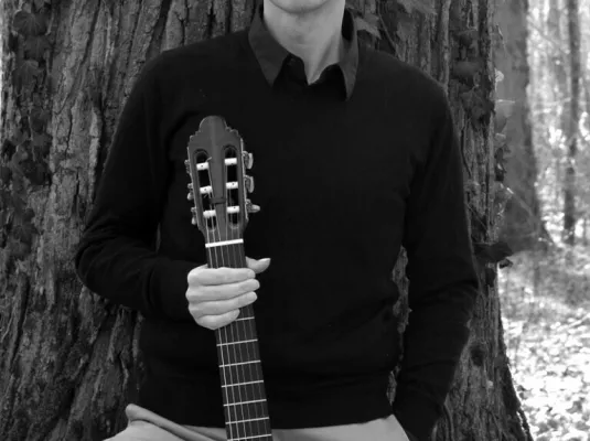 Toulouse Guitare - Ricardo Gallen © Paco-Montañes