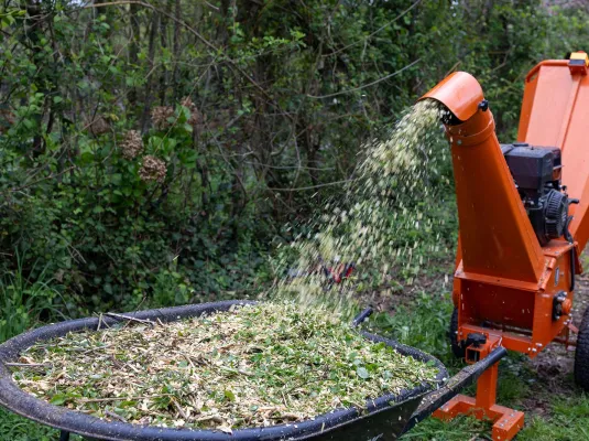 Plateforme de broyage des déchets végétaux