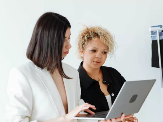 Les applications sur ordinateur, gratuites ou payantes ? Une application, c'est quoi au juste ?