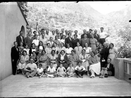 Journal de famille décalé © Gril Alexandre, Gril René - Mairie de Toulouse, Archives municipales,34Fi131