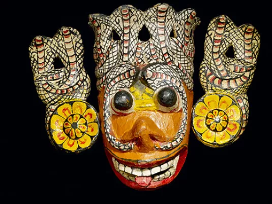 Des masques et vous © Masque d'exorcisme, "Naga-rassaya Tovil", Paris, (C) musée du quai Branly Jacques Chirac, Dist. RMN-Grand Palais / Claude Germain