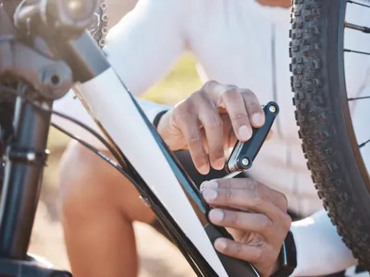 Atelier Ecolomobile d’auto-entretien / réparation de vélo