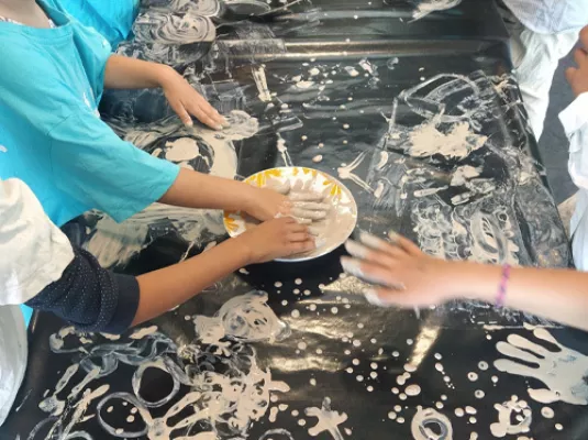Artistes en herbe, les ateliers s’exposent ! © © CCAM