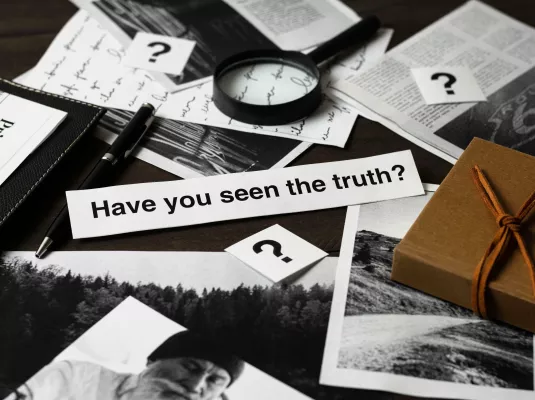 Murder party © Freepik