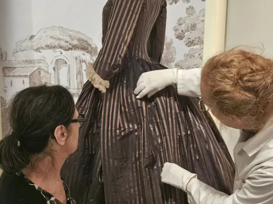 Mon Précieux....Une robe en soie à l’anglaise