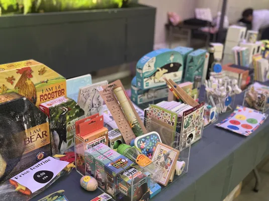 Braderie de la boutique et des bibliothèques du Muséum © Museum de Toulouse