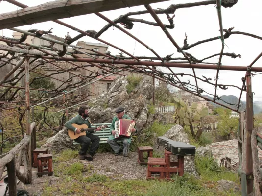 L’agriculture des rustres ? La modernité face aux savoirs ancestraux © @ Daniele Di Michele