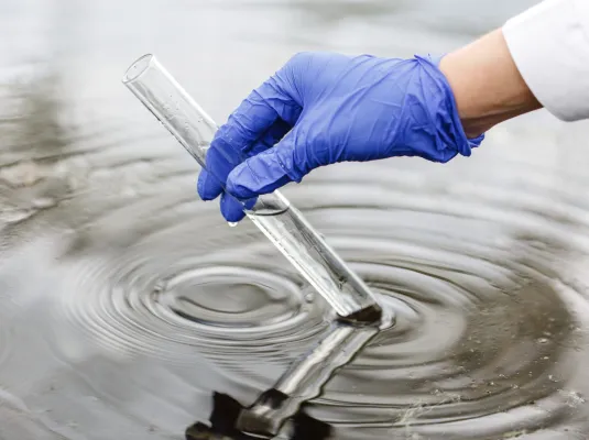 Association La Goutte d'eau : projet science et société "PFAS dans l’eau du robinet " animé par un sociologue universitaire