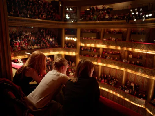 Écoute opéra © Patrice Nin