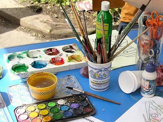 DONNEZ DE LA COULEUR À VOS LIVRES