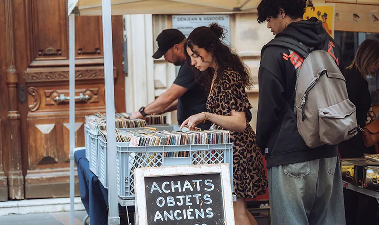 Brocantes et vide-greniers : où dénicher les meilleures pépites à Toulouse