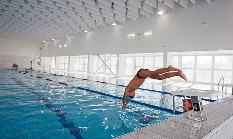 intérieur de la piscine Job - Jean Boiteux